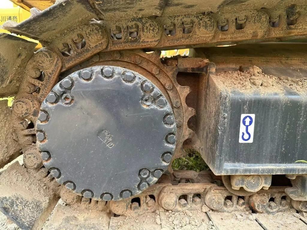 Komatsu PC240-8 Lánctalpas kotrók