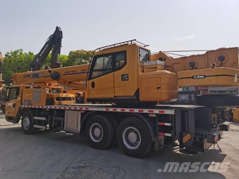 XCMG XT25L5-1 Csörlők, emelőberendezések és anyagmozgató liftek