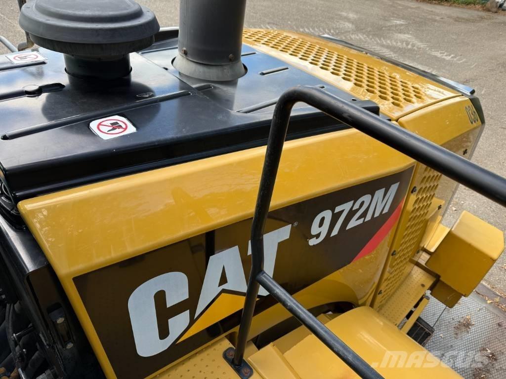 CAT 972 M Gumikerekes homlokrakodók