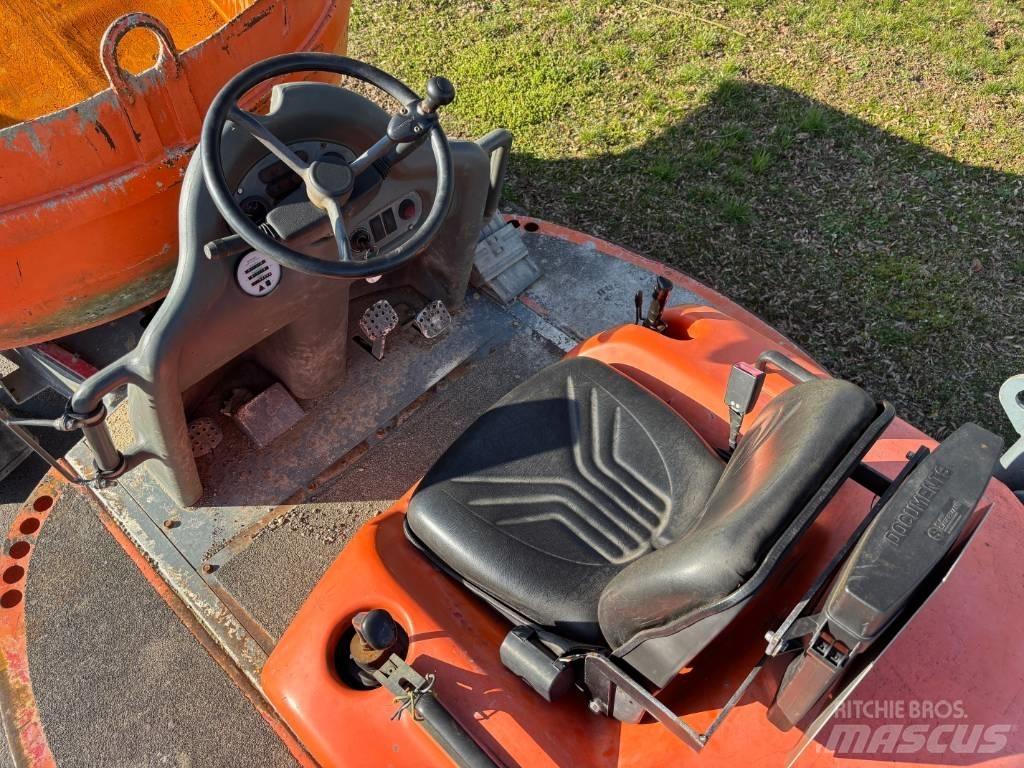 Neuson 5001 Mezei dömperek
