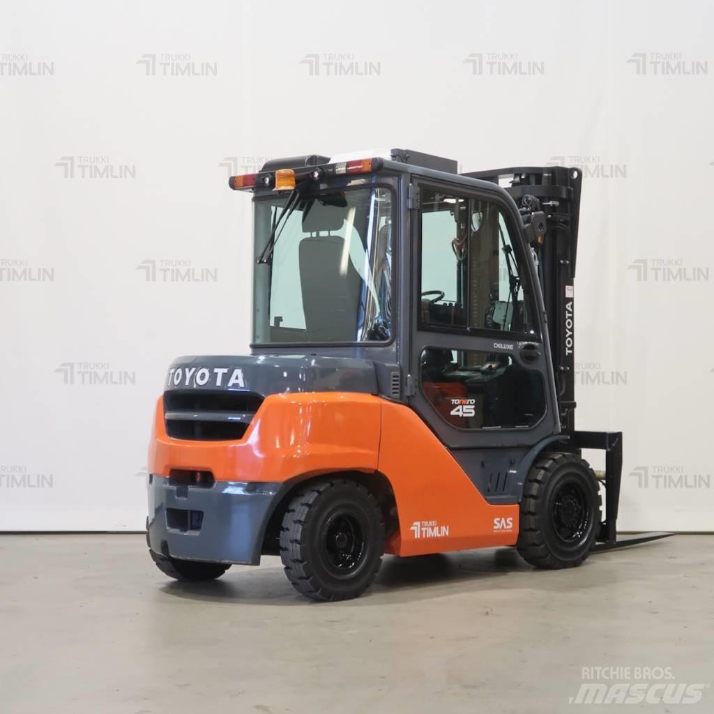Toyota 40-8FD40N Dízel targoncák