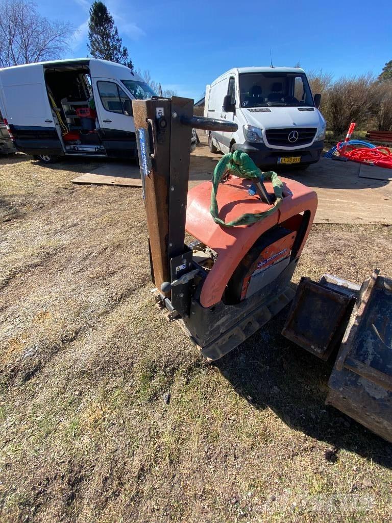 Husqvarna LG504 Vibrátorok