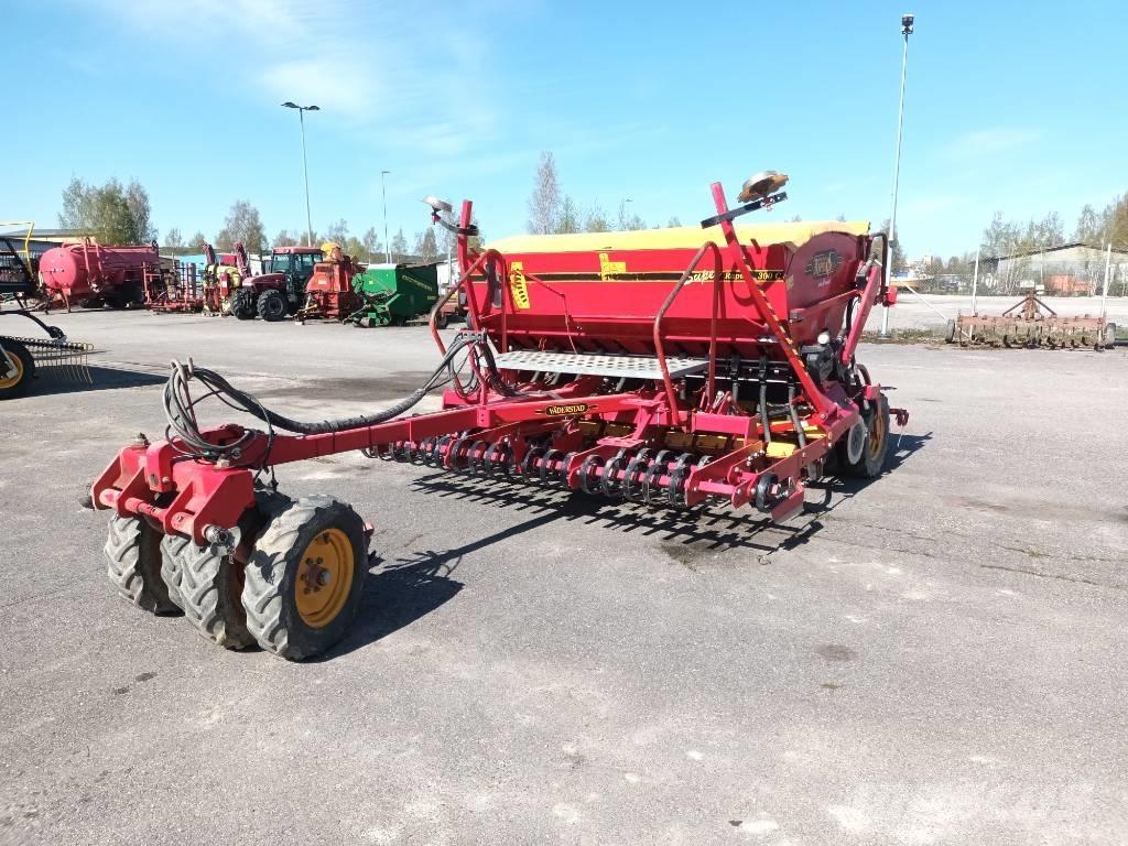 Väderstad Rapid300C Vetőgépek
