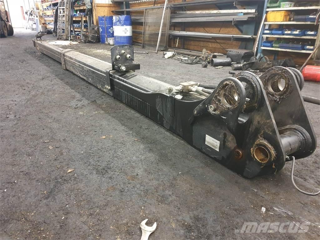 John Deere CH 710 Kihordó daruk