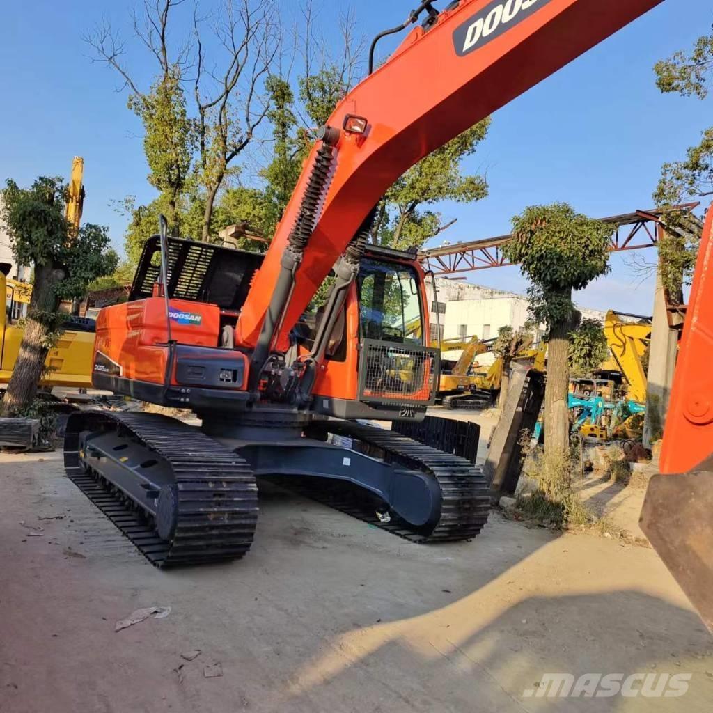 Doosan DX 225 LC Lánctalpas kotrók