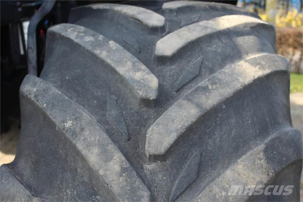 New Holland TM175 Traktorok