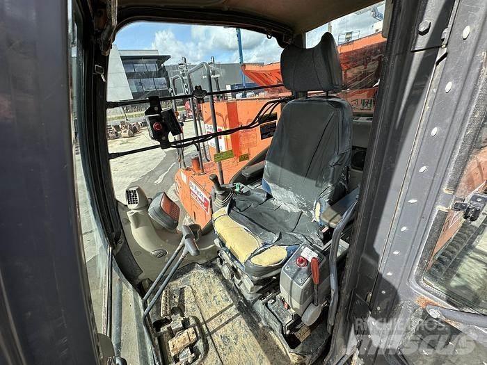 Hitachi EG70R Lánctalpas dömperek