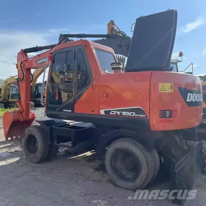 Doosan DX150W-9C Gumikerekes kotrók