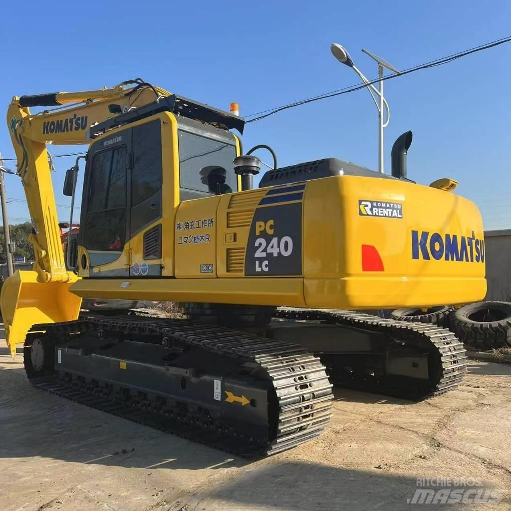 Komatsu PC240LC-8 Mini kotrók < 7t