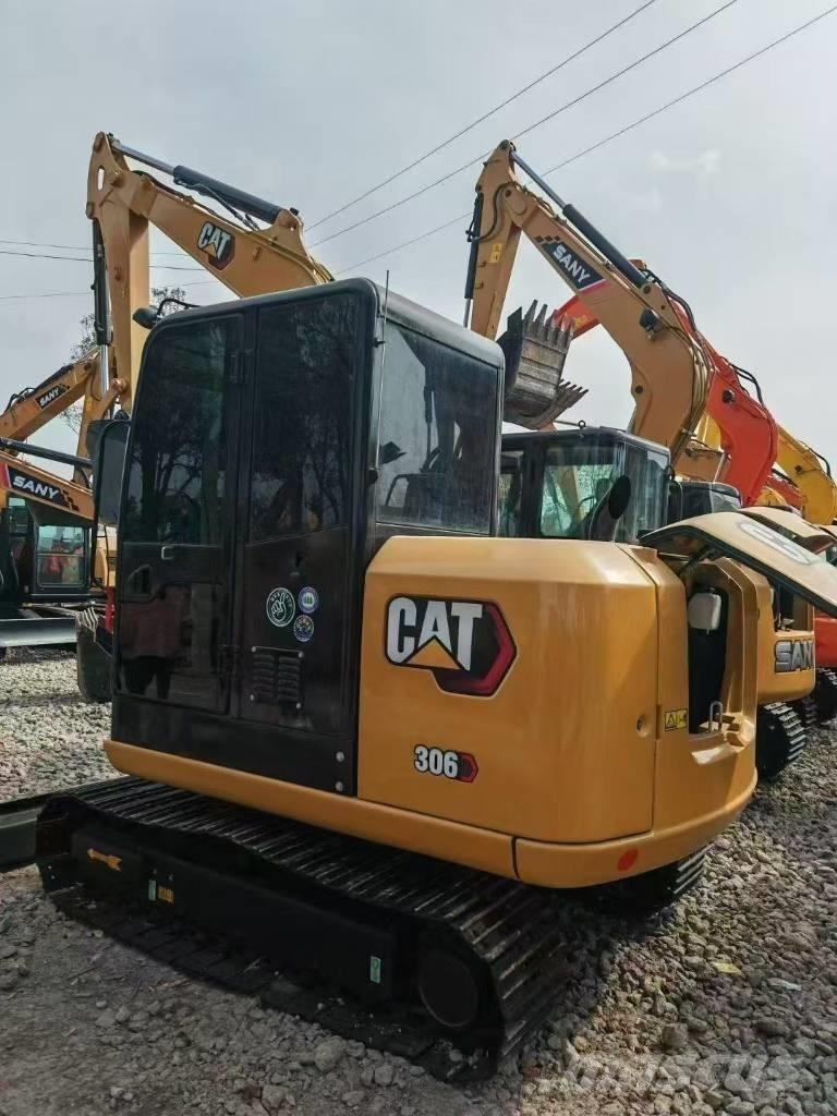 CAT 306E Lánctalpas kotrók