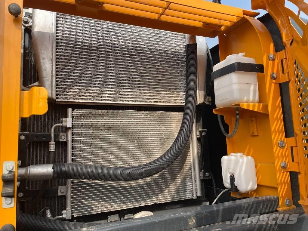 Hyundai 225LC-9S Lánctalpas kotrók