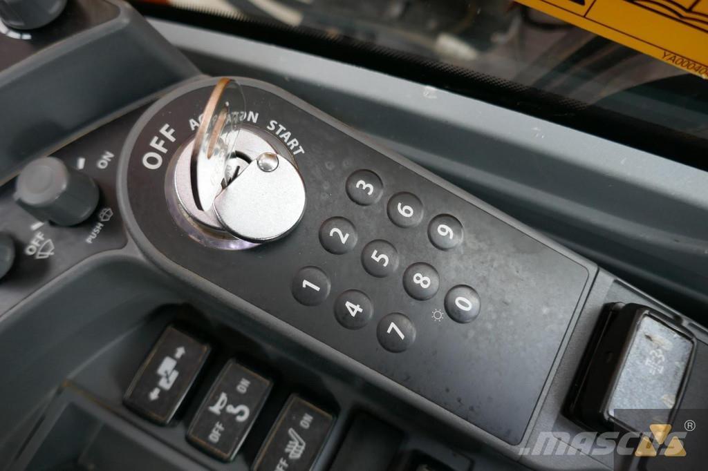 Hitachi ZX300LC-7 Lánctalpas kotrók