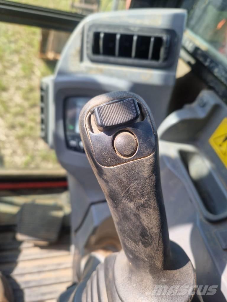 Kubota KX 080-4 Közepes (midi) kotrók 7 t - 12 t