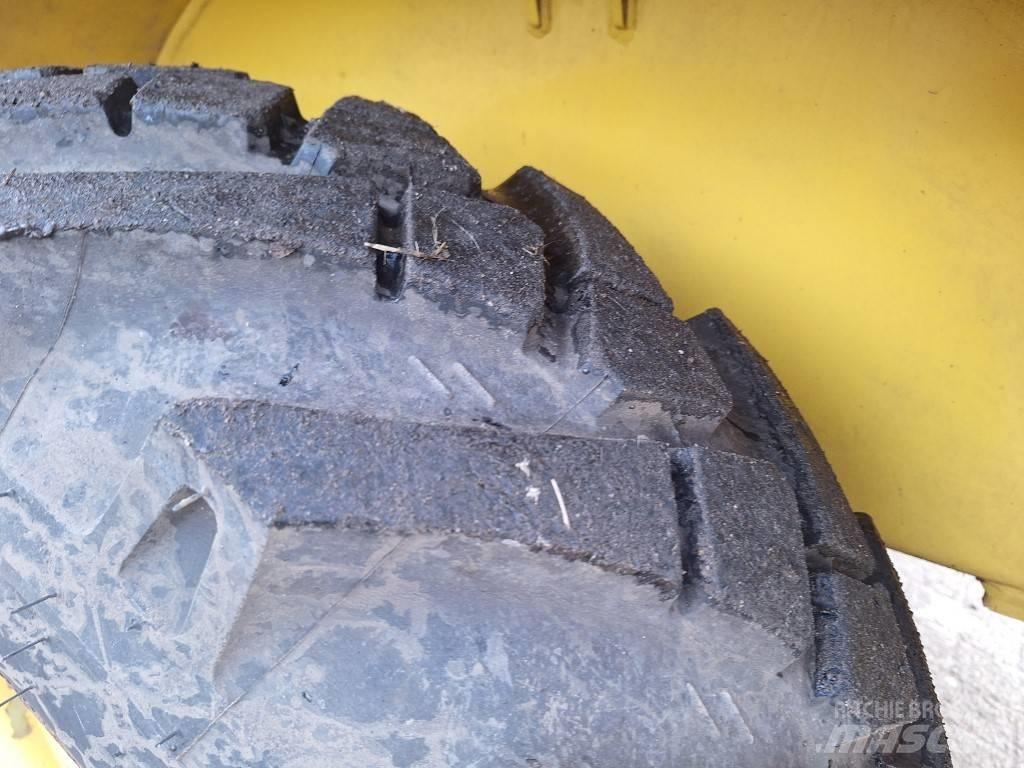 Yanmar V8 Univerzális rakodók