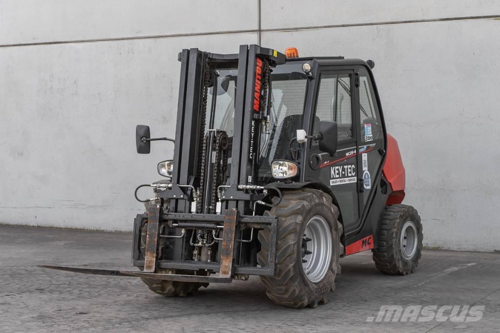 Manitou MC 25-4 Dízel targoncák