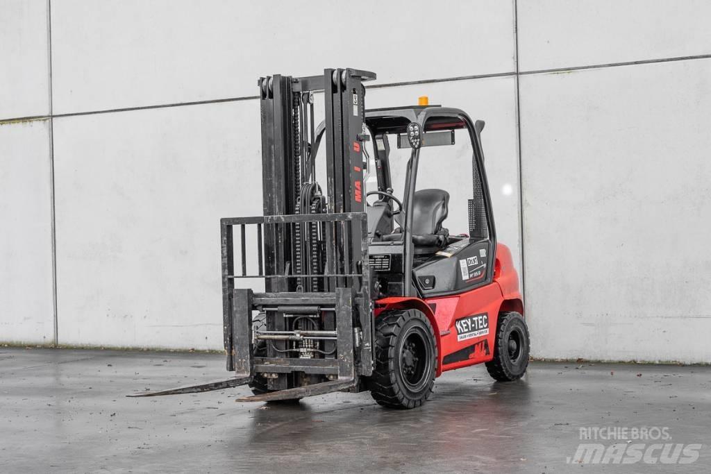 Manitou MI 35 D Dízel targoncák