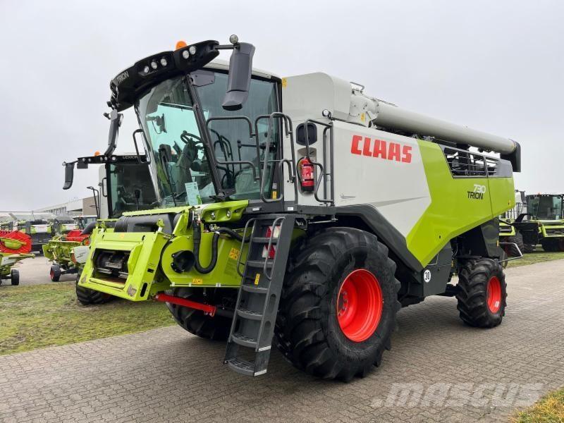 CLAAS TRION 730 Kombájnok