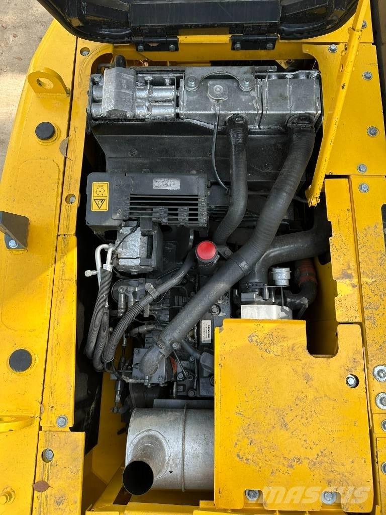 Komatsu PC 130 Lánctalpas kotrók