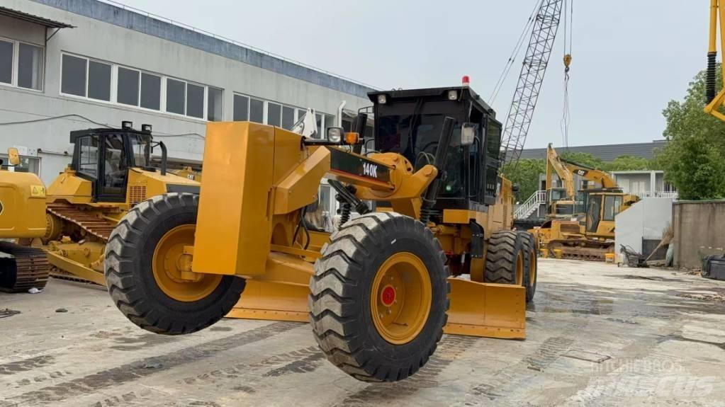 CAT 140 K Gréderek