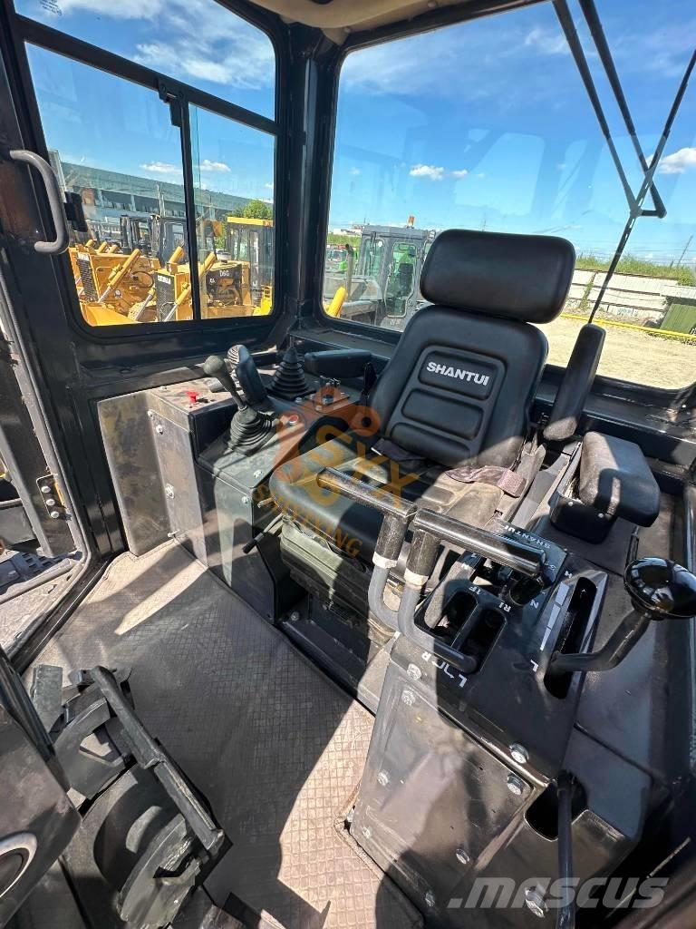 Shantui SD 22 F lánctalpas dózerek