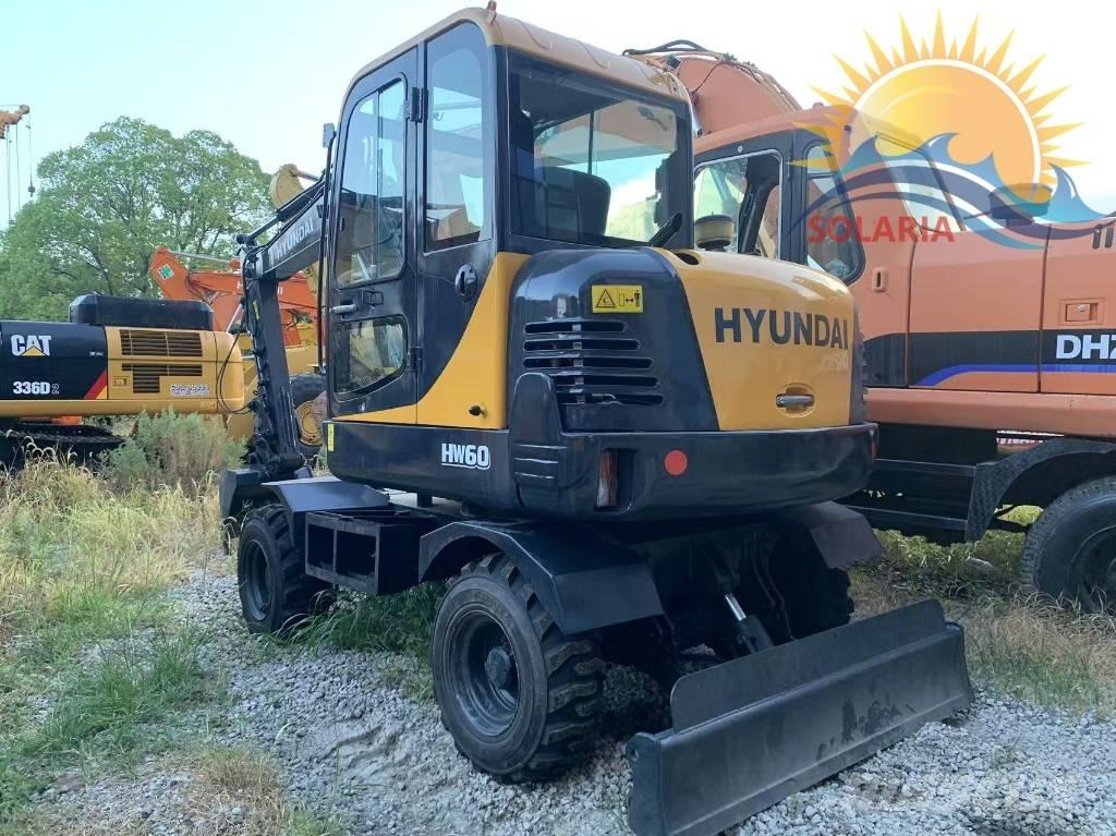 Hyundai R60W HW Gumikerekes kotrók