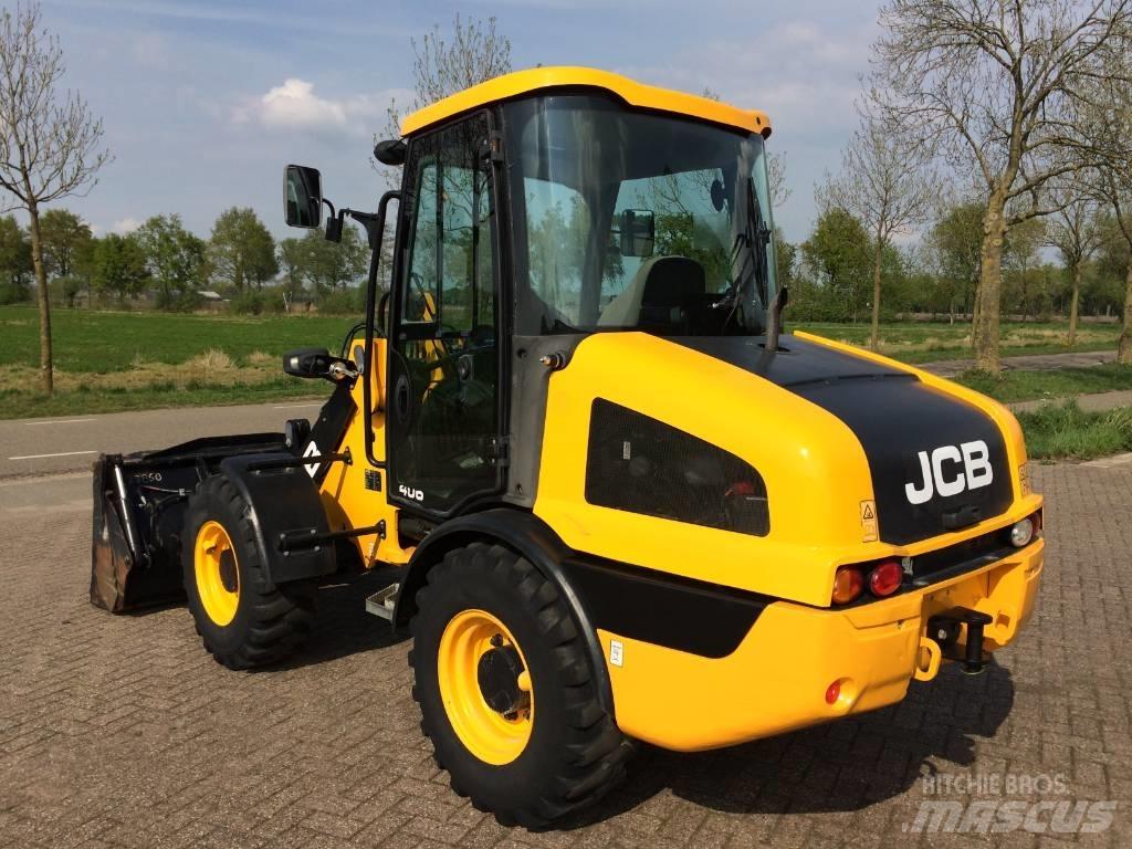 JCB 406 Gumikerekes homlokrakodók