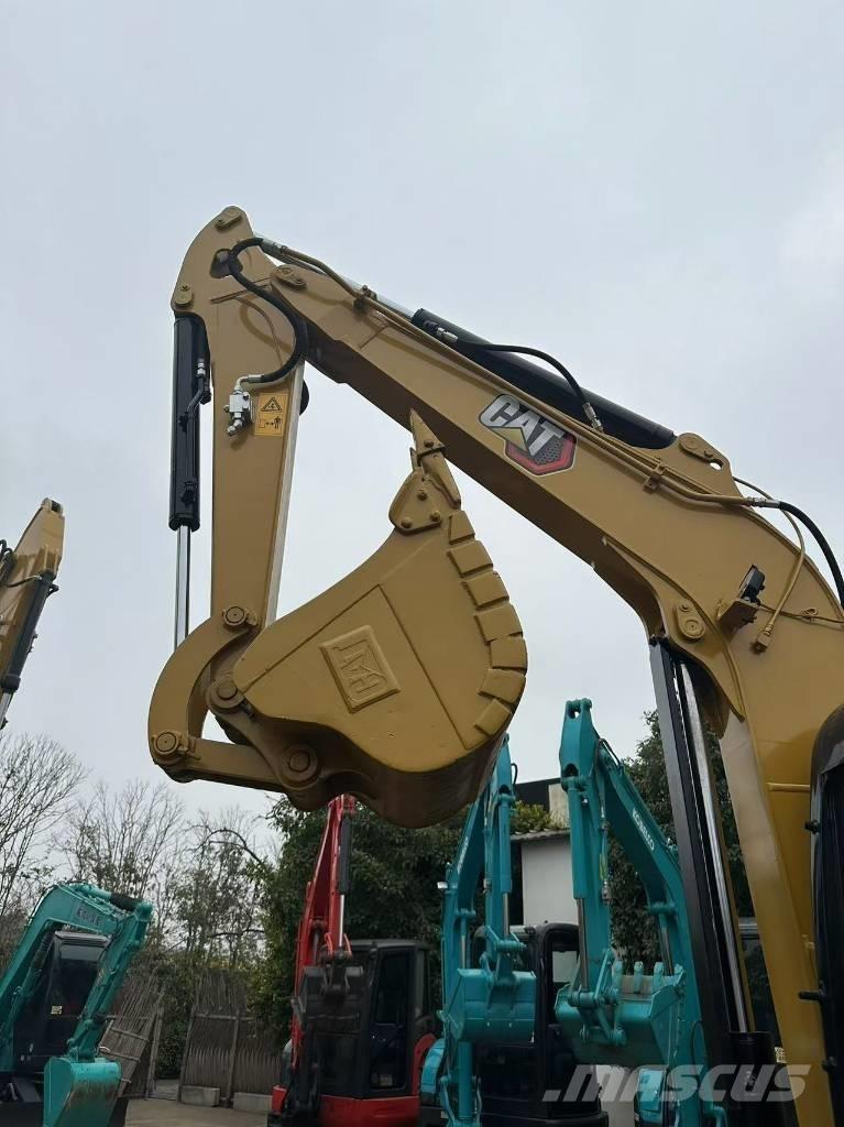 CAT CAT305.5E2 Mini kotrók < 7t