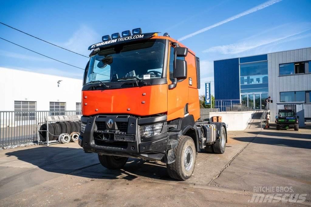 Renault K480-4X4 Nyergesvontatók