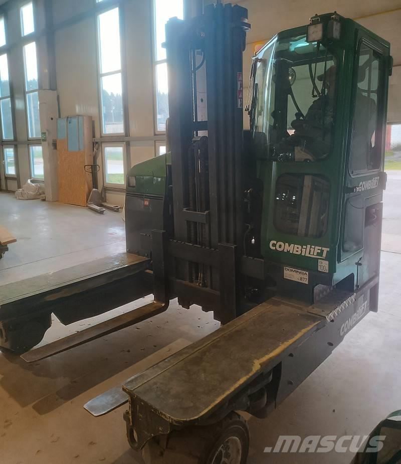 Combilift C4000 MK4 Tolóoszlopos négyutas targonca