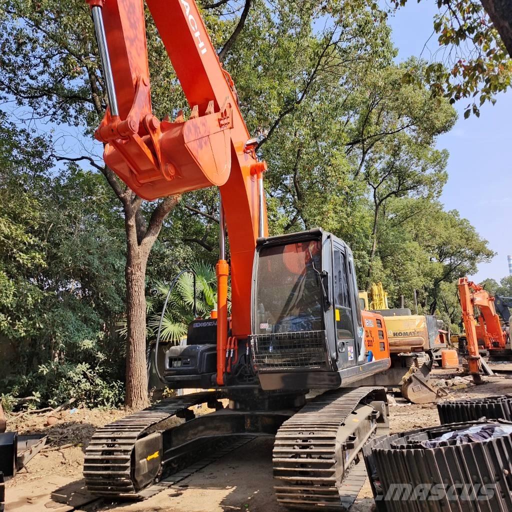 Hitachi ZAXIS 200-3G Lánctalpas kotrók