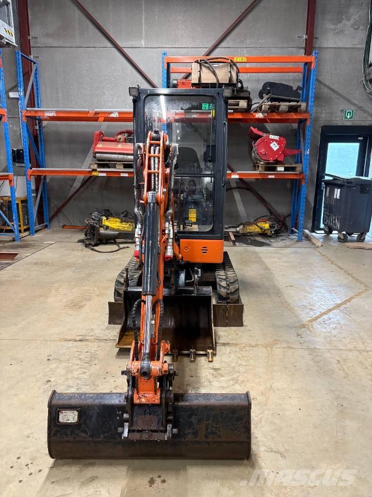 Hitachi ZX 19-6 Mini kotrók < 7t
