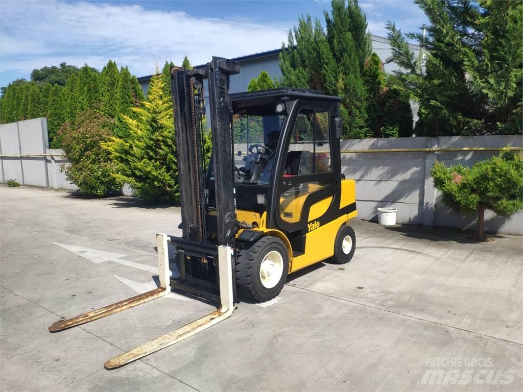 Yale GLP30VX Gázüzemű targoncák
