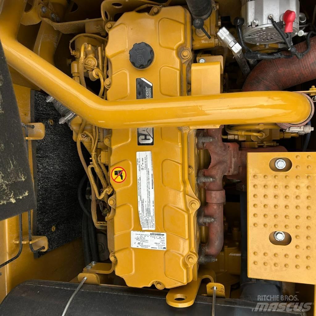 CAT 340D2L Lánctalpas kotrók