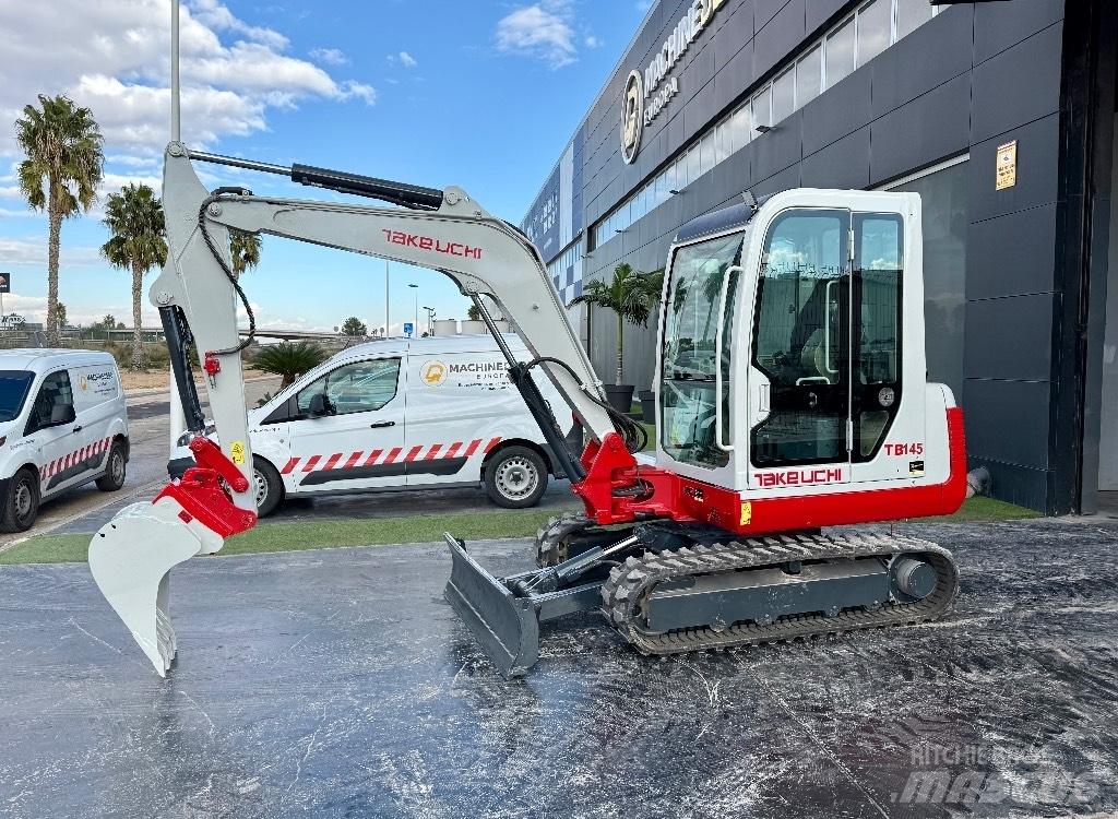 Takeuchi TB 135 Mini kotrók < 7t