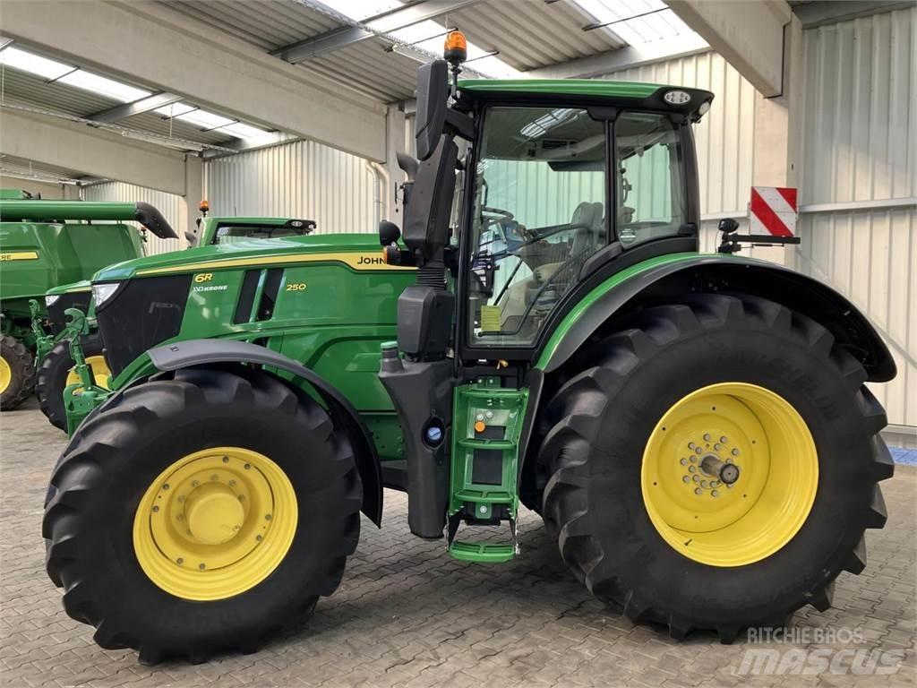John Deere 6R 250 Traktorok