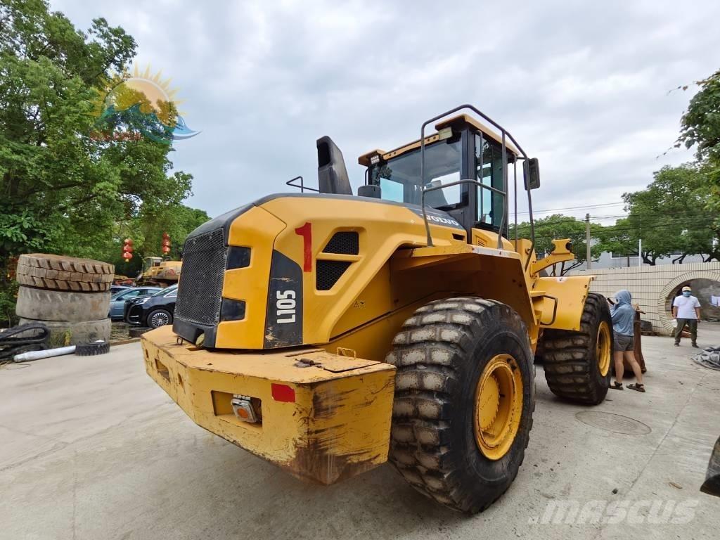 Volvo L 105 Gumikerekes homlokrakodók