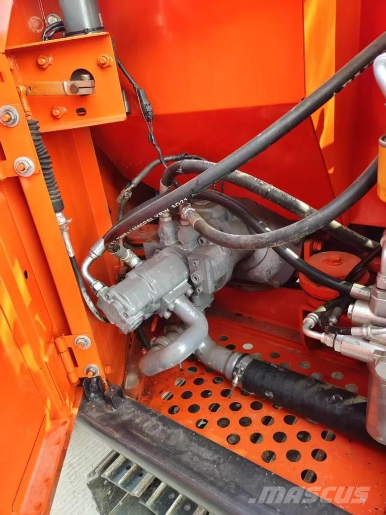 Hitachi ZX 60 Mini kotrók < 7t