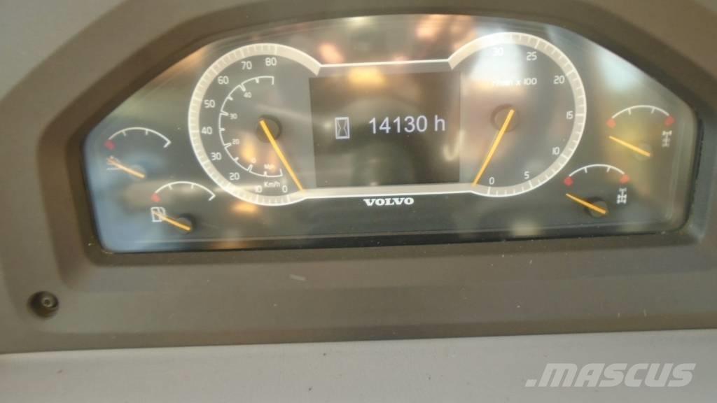 Volvo A 25 G Csuklósdömperek