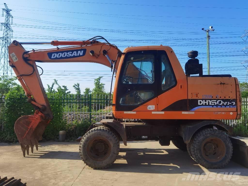 Doosan DH150W-7 Gumikerekes kotrók