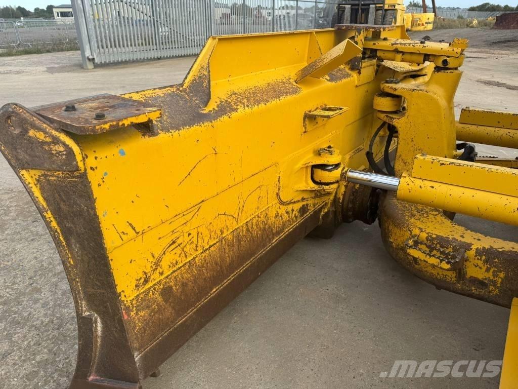 Komatsu D61PX-24 lánctalpas dózerek