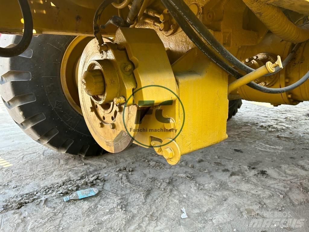 CAT 120 K Gréderek