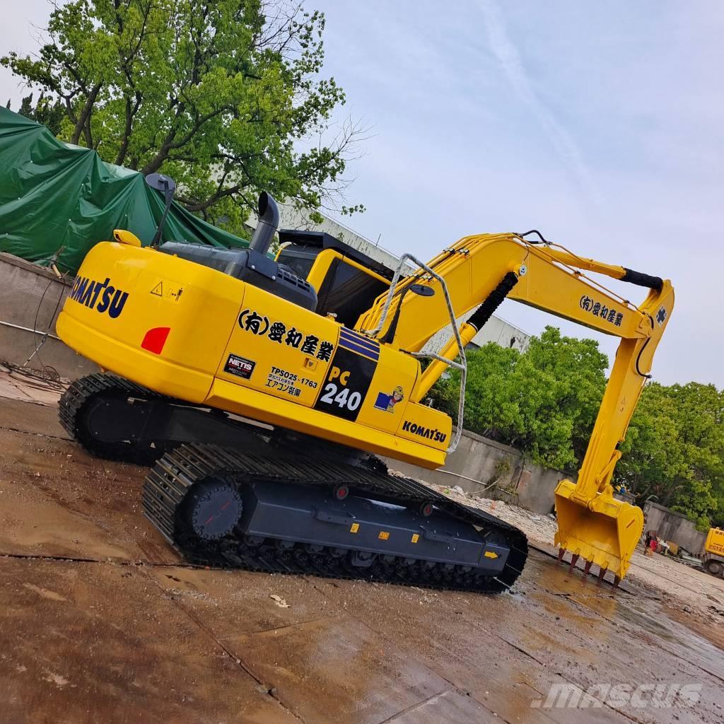 Komatsu PC 240 Lánctalpas kotrók