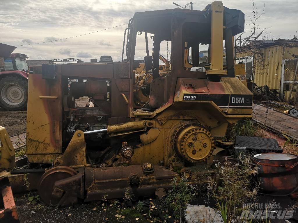 CAT D 5 M XL lánctalpas dózerek