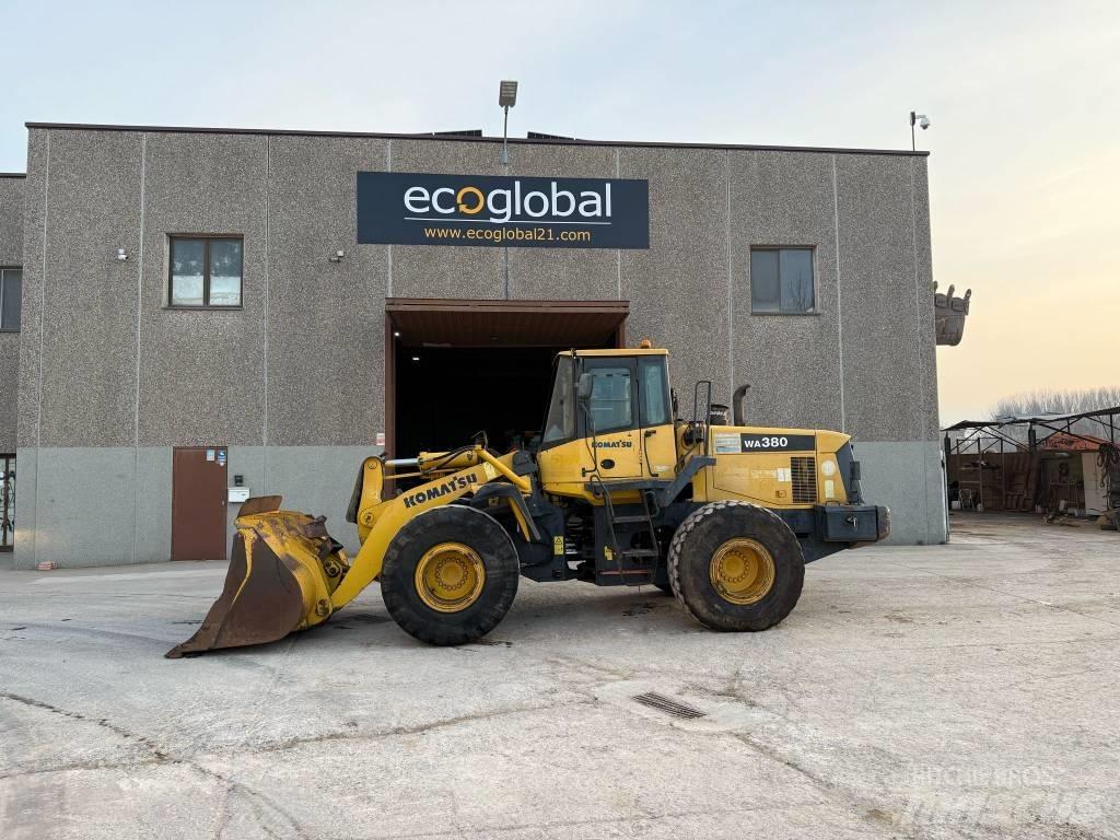 Komatsu WA 380-5H Gumikerekes homlokrakodók