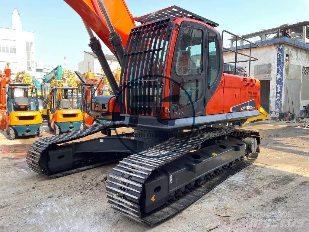Doosan DX 300 Lánctalpas kotrók