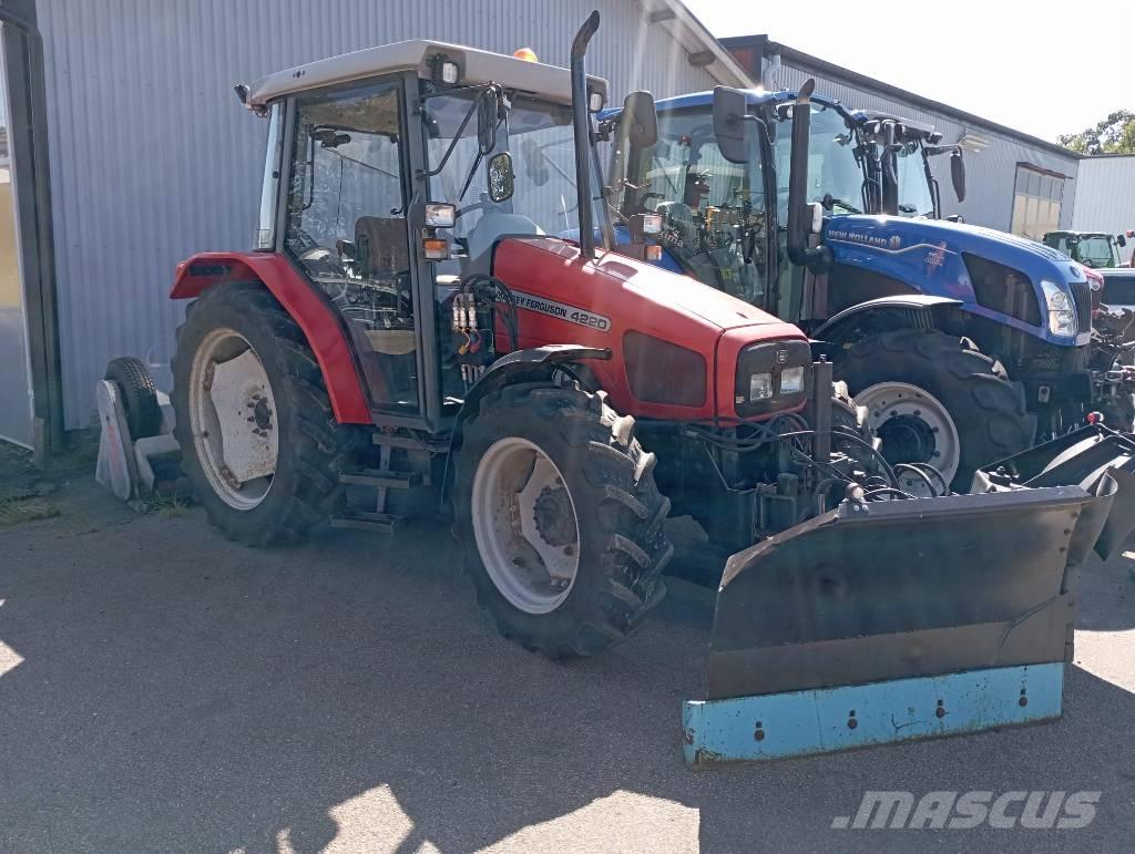 Massey Ferguson 4220 Traktorok