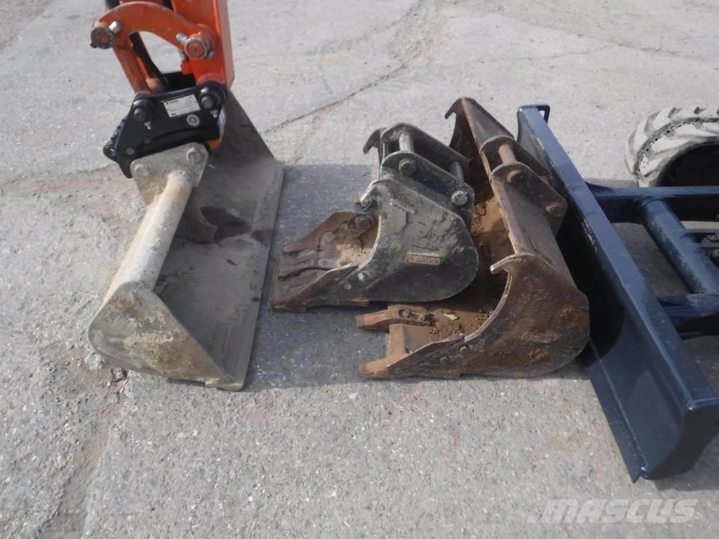 Hitachi ZX 33 U-6 Mini kotrók < 7t