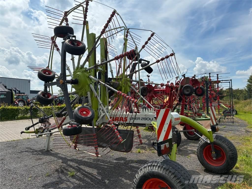 CLAAS Liner 2800 Rendkészítő Kombájnok