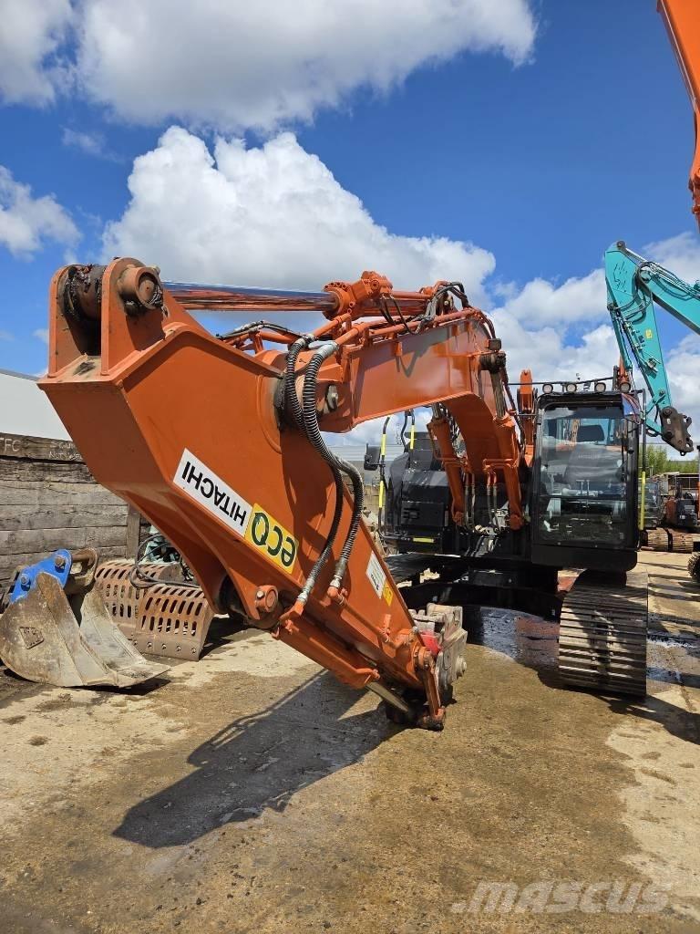 Hitachi ZX225US-6 Lánctalpas kotrók