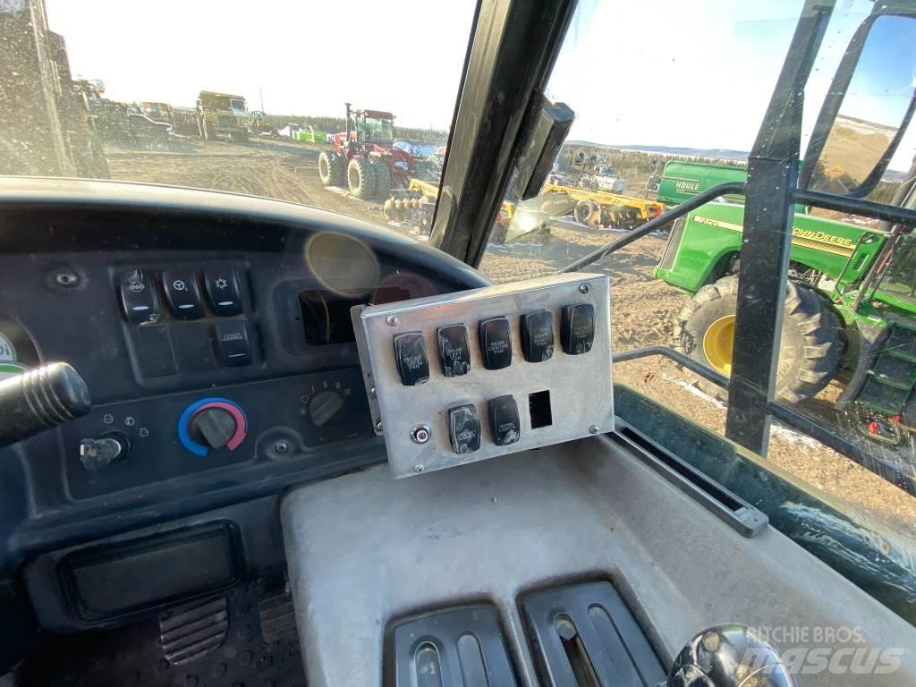 CAT 740 B Csuklósdömperek